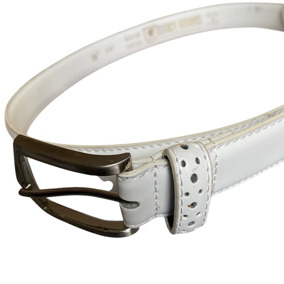 Elegant white leather belt by Stacy Adams Features a sleek silver buckle size 38 - Picture 2 of 9